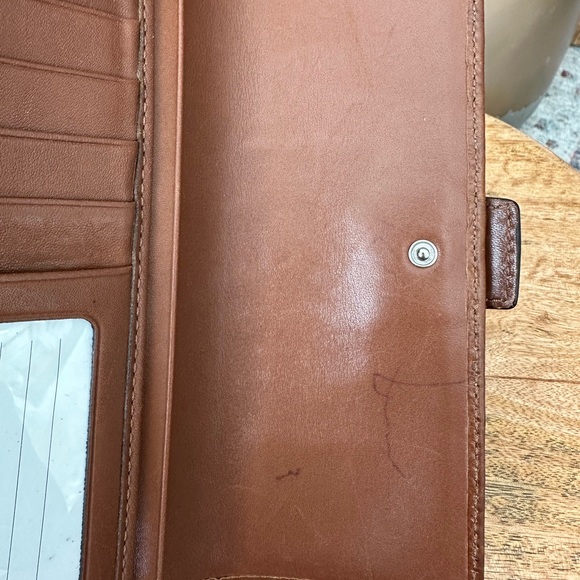 Coach Signature C Trifold Wallet - Picture 9 of 17